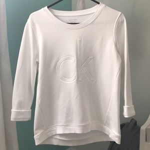NWOT Calvin Klein sweatshirt